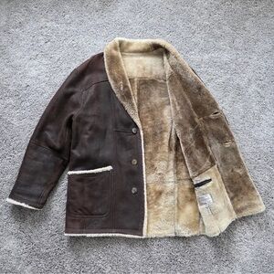 🤎 Beautiful Lone Pine Shearling Coat - made in USA🤍
